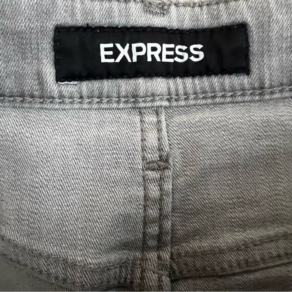 Express Gray Light Wash Skinny Jeans Size 29x 32 - Picture 3 of 4